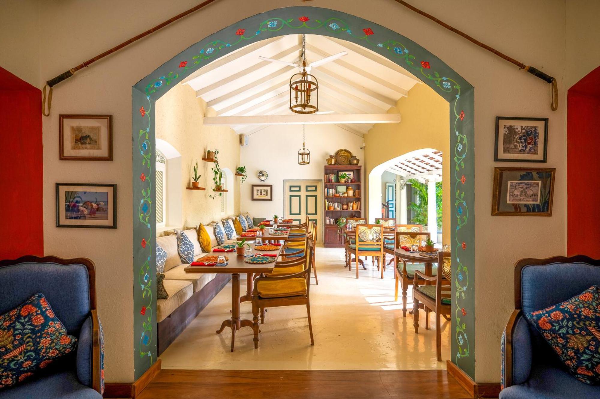 The Sun House Hotel Гале Екстериор снимка