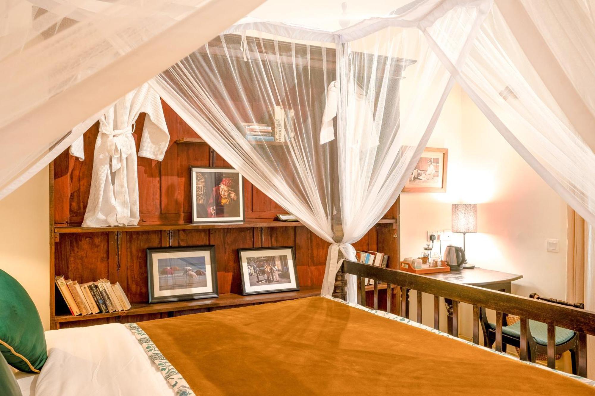 The Sun House Hotel Гале Екстериор снимка