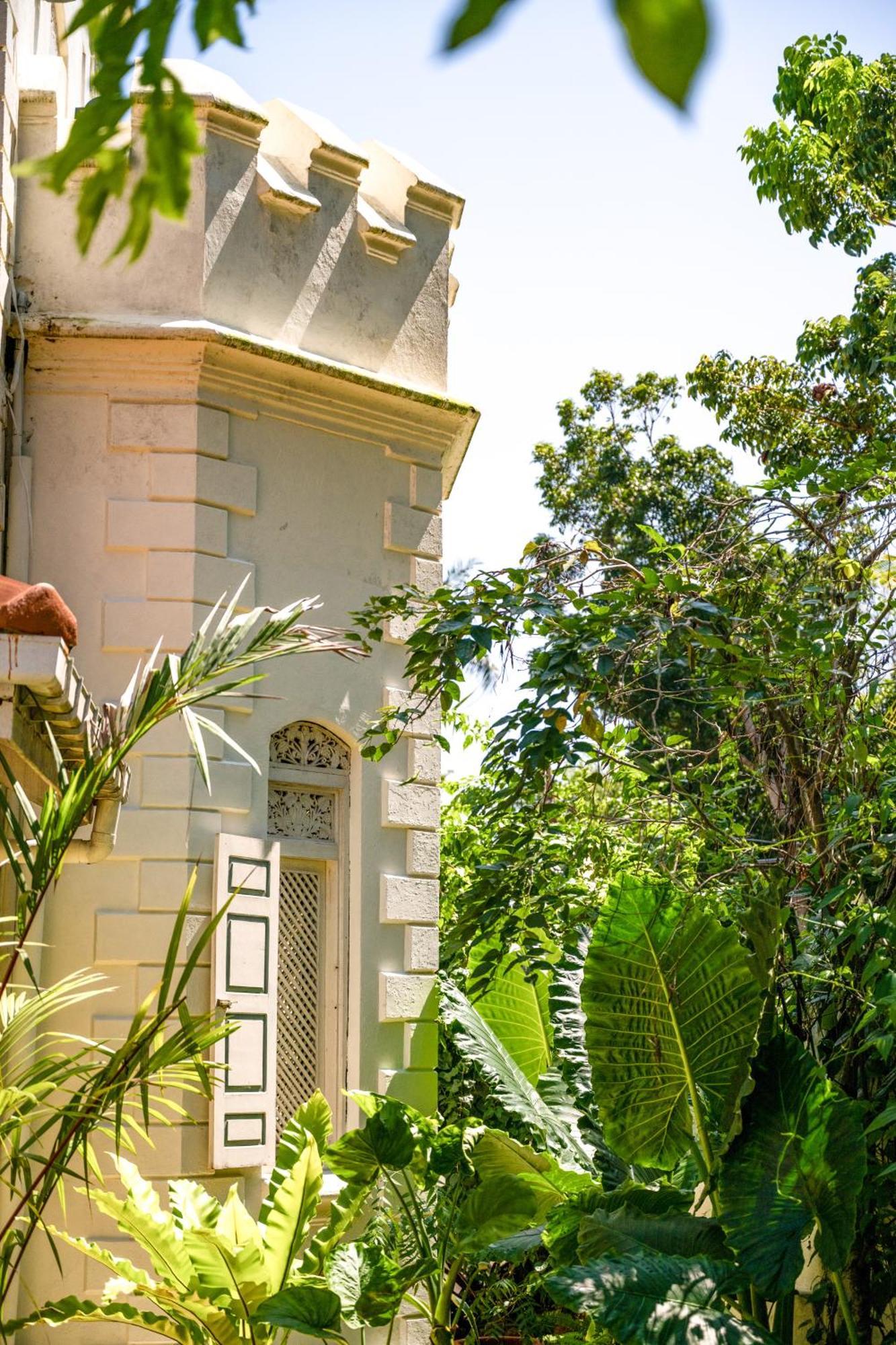 The Sun House Hotel Гале Екстериор снимка